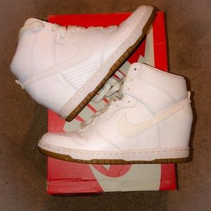 Women’s Nike Dunk Wedge Sneakers, Size 8.5